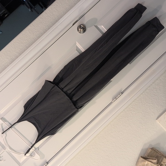 Lou & Grey - Cami Jumpsuit - Picture 4 of 10